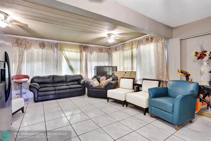 3960 NW 45th Ave, Lauderdale Lakes, Florida image 30