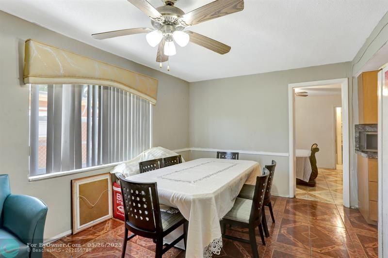 3960 NW 45th Ave, Lauderdale Lakes, Florida image 37