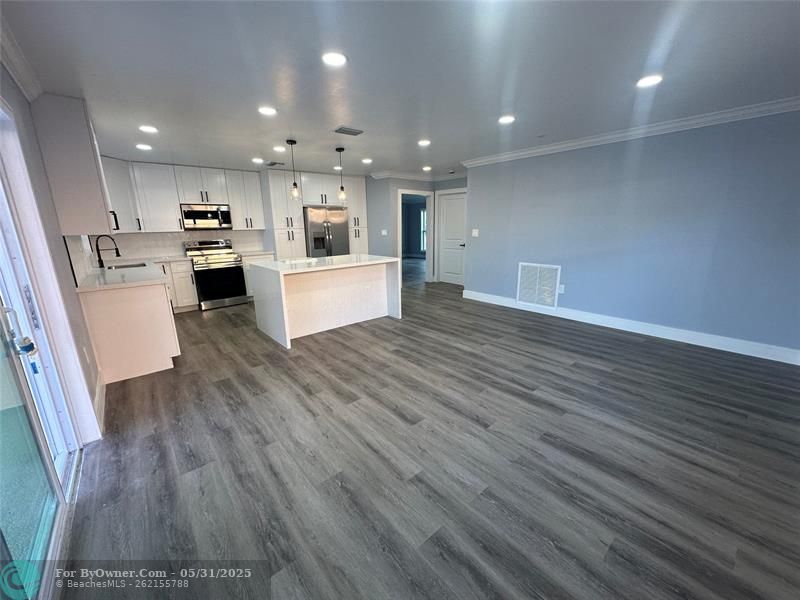 7470 NW 38th Ct, Lauderhill, Florida image 13