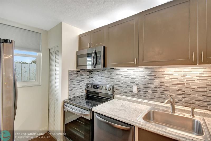 5300 NE 24th Ter #210C, Fort Lauderdale, Florida image 13