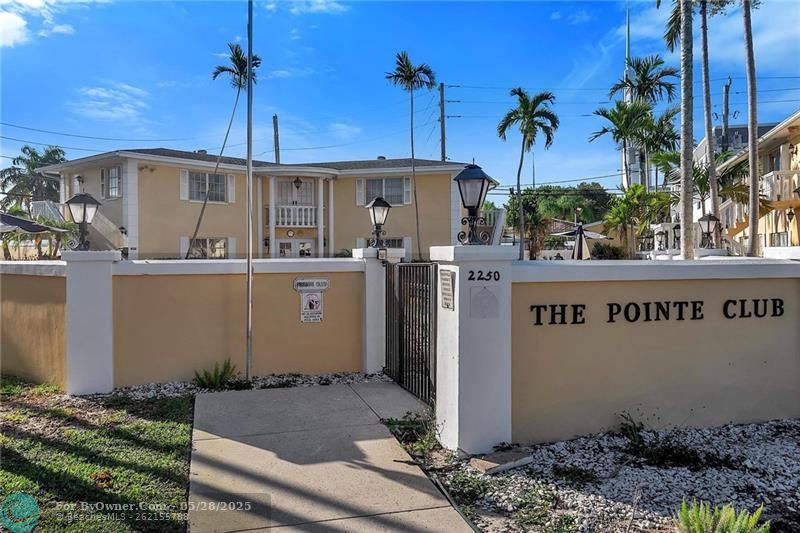 The Point Club, kitchen facility & pool