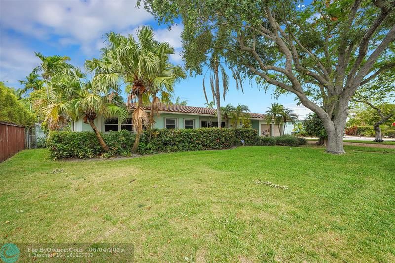 2732 NE 16th St, Fort Lauderdale, Florida image 1