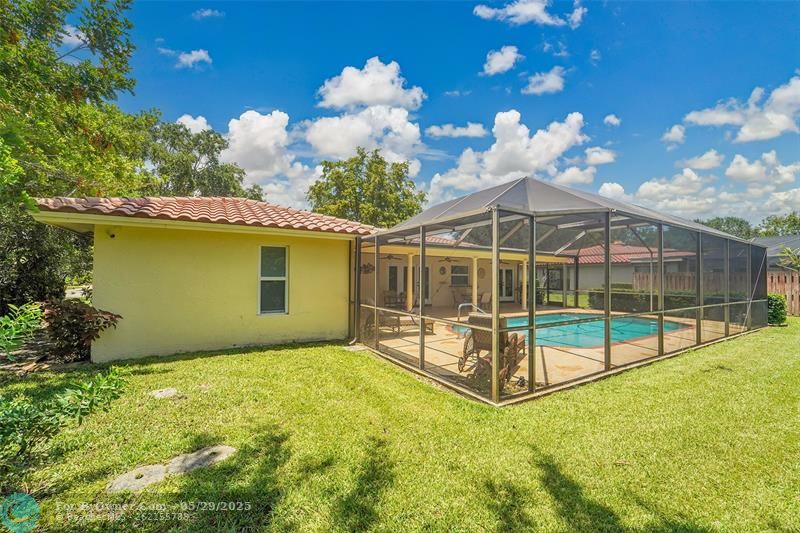 453 NW 101st Ave, Coral Springs, Florida image 35