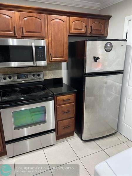 6200 S Falls Circle Dr #212, Lauderhill, Florida image 8