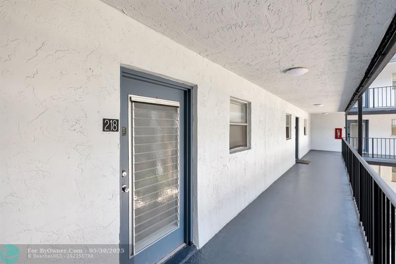 2800 Somerset Drive #218J, Lauderdale Lakes, Florida image 5