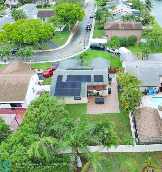 510 Green River Ln, Davie, Florida image 38