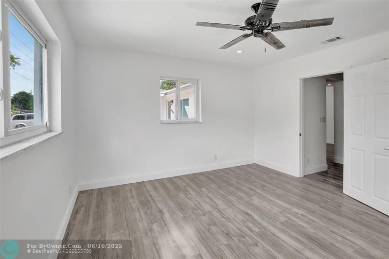 6468 SW 25th St, Miramar, Florida image 32