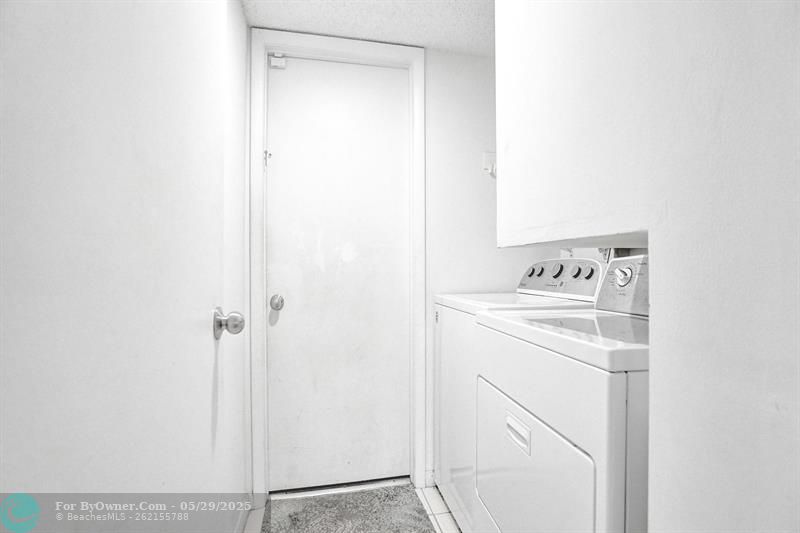 646 N University Dr, Plantation, Florida image 34