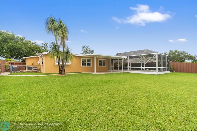 11210 NW 23rd St, Pembroke Pines, Florida image 33