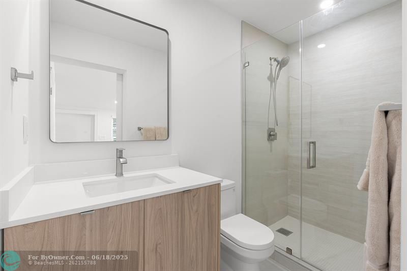 2737 Harding St, Hollywood, Florida image 23