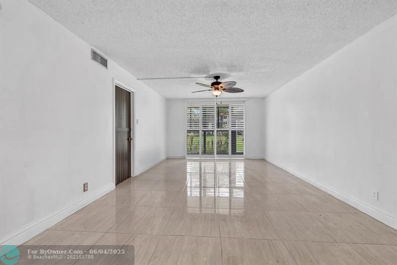 8941 S Hollybrook Blvd #104, Pembroke Pines, Florida image 21