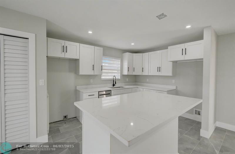 520 SW 13th Pl, Deerfield Beach, Florida image 11