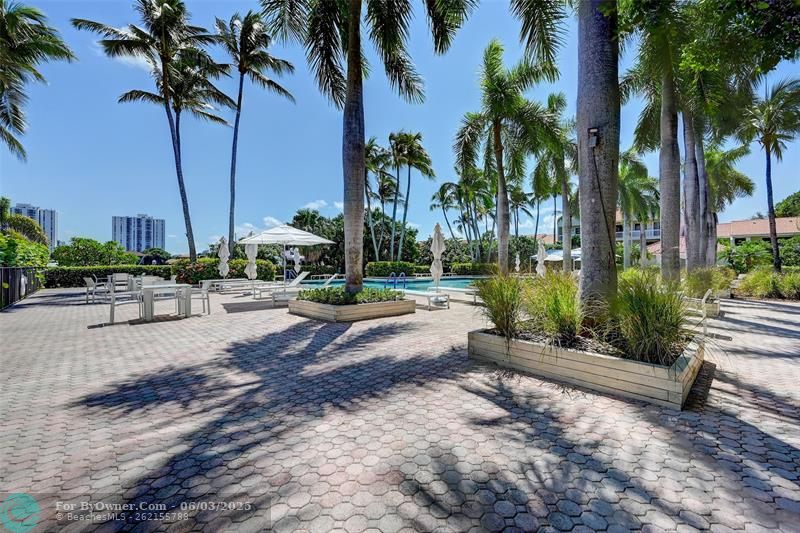 3610 Yacht Club Dr #610, Aventura, Florida image 31