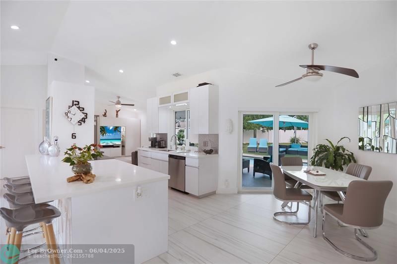 8760 Placid Ter, Lake Worth, Florida image 13