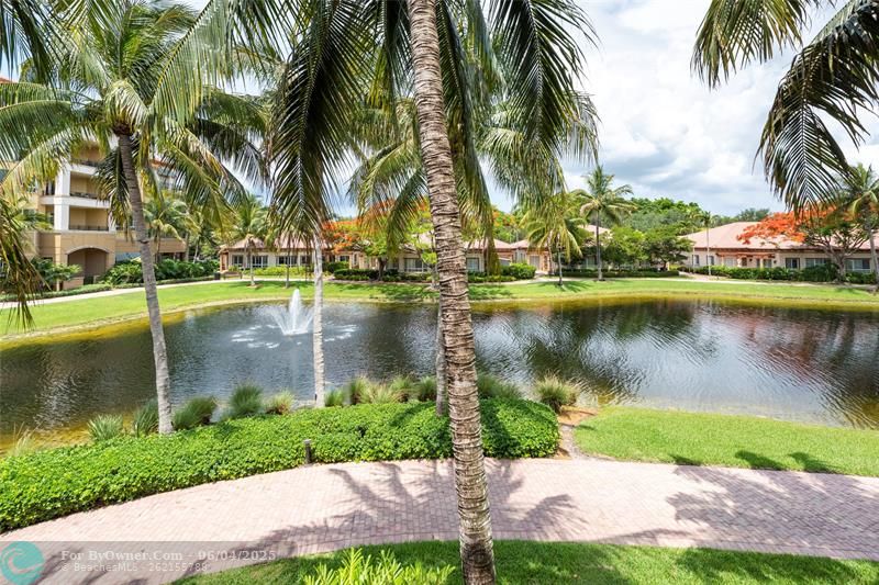 16135 Emerald Estates Dr #272, Weston, Florida image 2