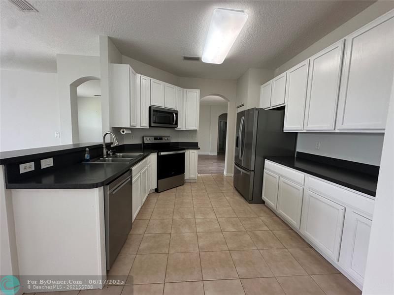 6075 46th Ln, Vero Beach, Florida image 6