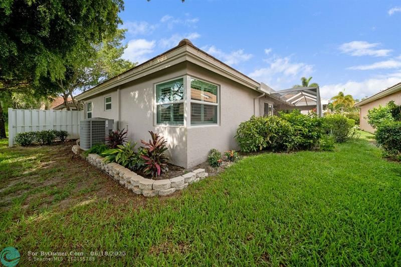 9846 Harbour Lake Cir, Boynton Beach, Florida image 28