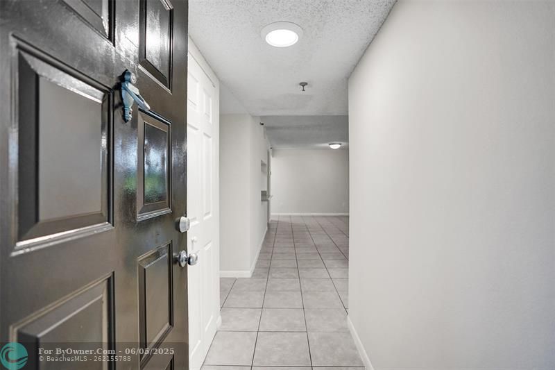 820 Lavers Cir #G-105, Delray Beach, Florida image 5