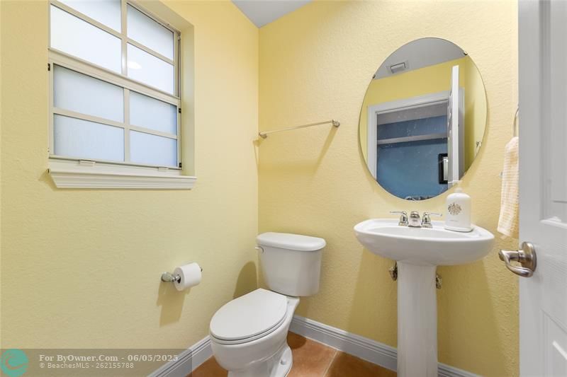 614 SW 2nd Ter, Pompano Beach, Florida image 16