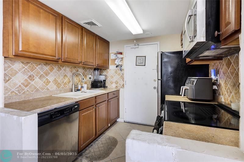 1720 Harrison St #10A, Hollywood, Florida image 12