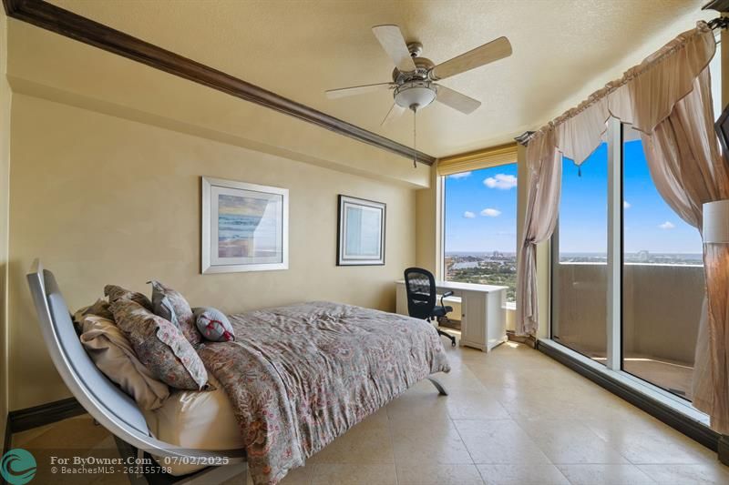 411 N New River Dr #2905, Fort Lauderdale, Florida image 14