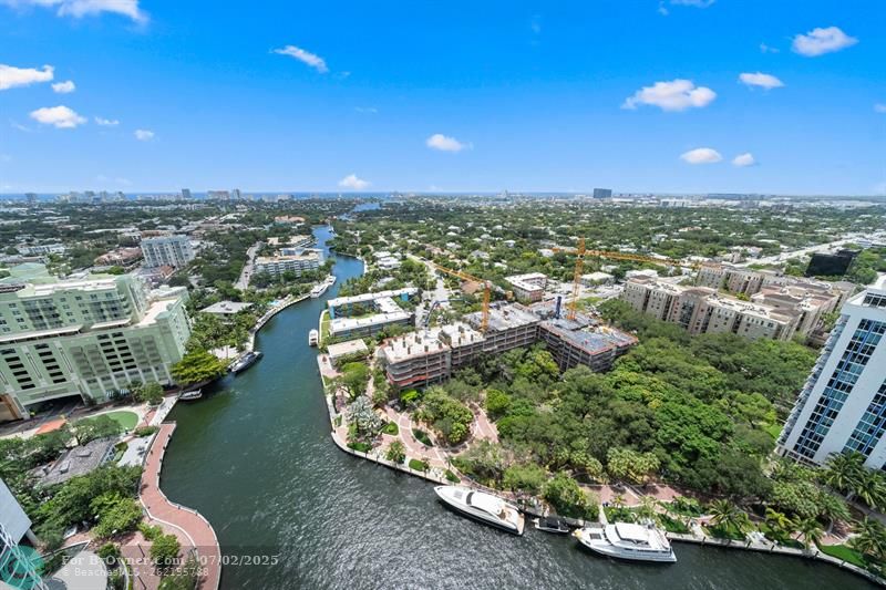 411 N New River Dr #2905, Fort Lauderdale, Florida image 17