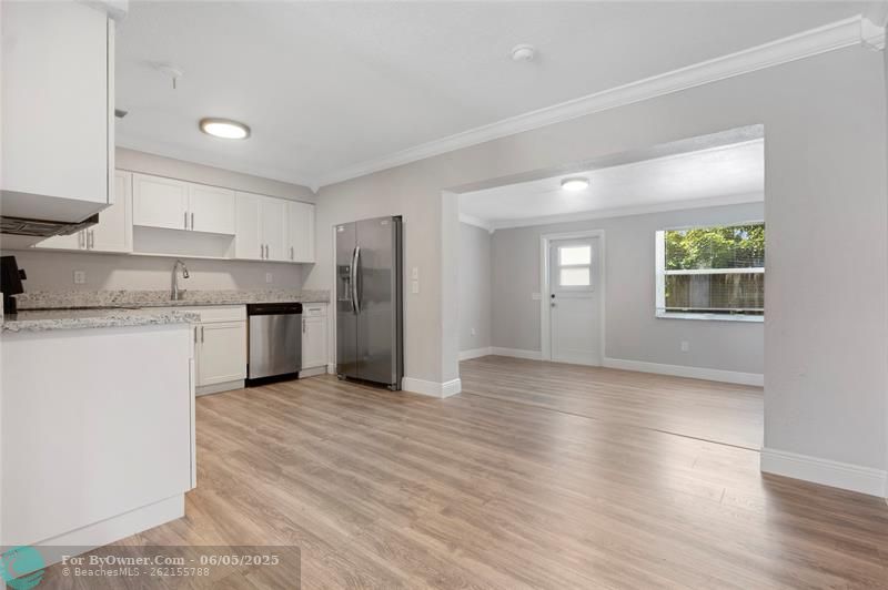 6830 Thomas St, Hollywood, Florida image 4