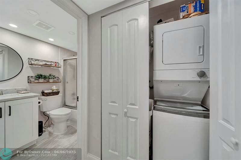 300 SW 130th Ter #305B, Pembroke Pines, Florida image 34