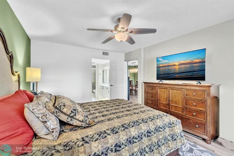 9587 Weldon Cir #B211, Tamarac, Florida image 23