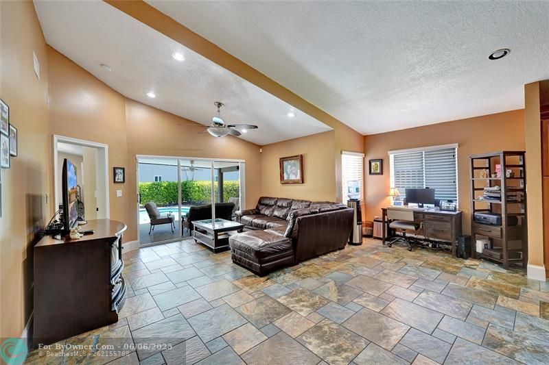 13525 NW 7th St, Plantation, Florida image 30