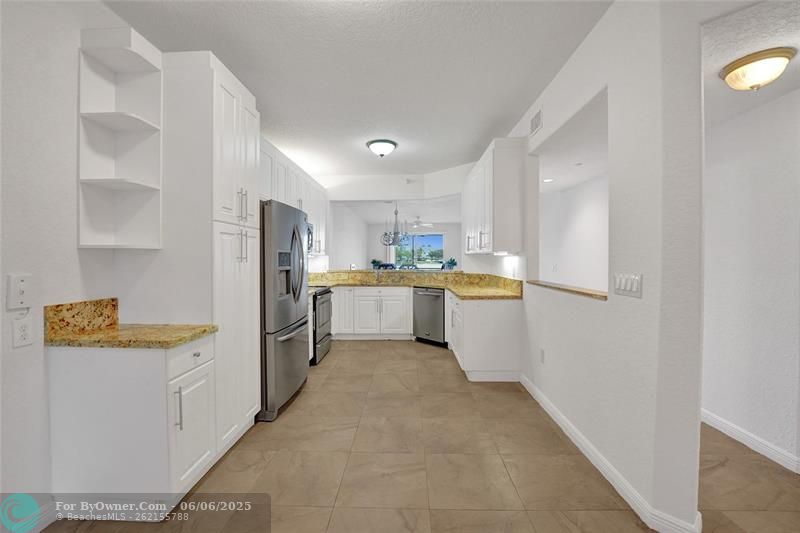 7715 Southampton Ter #110, Tamarac, Florida image 22