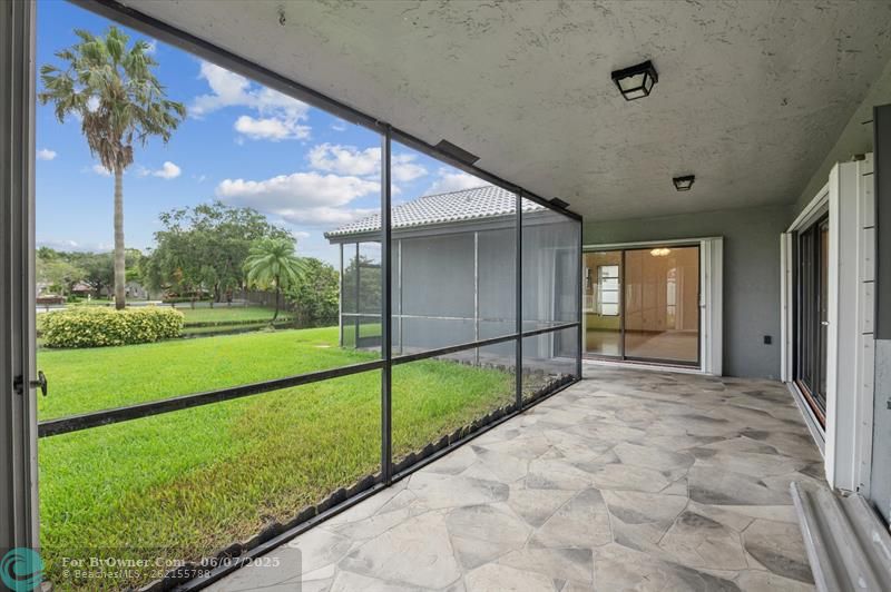 1661 NW 99th Ave, Plantation, Florida image 21