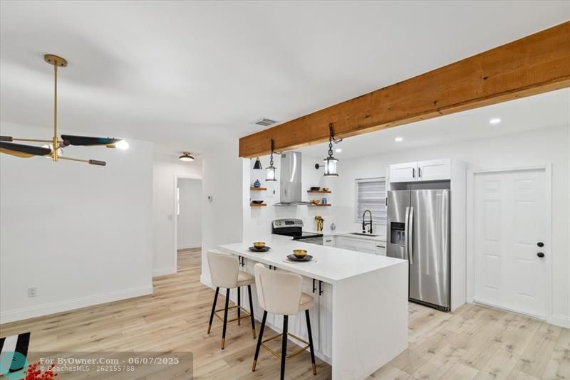 1032 NW 11th Place, Fort Lauderdale, Florida image 9