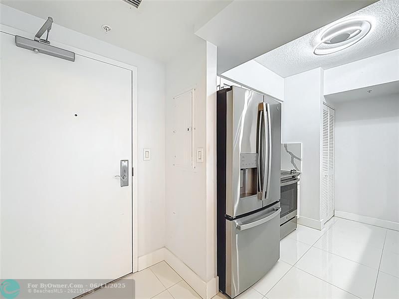 347 N New River Dr #706, Fort Lauderdale, Florida image 6