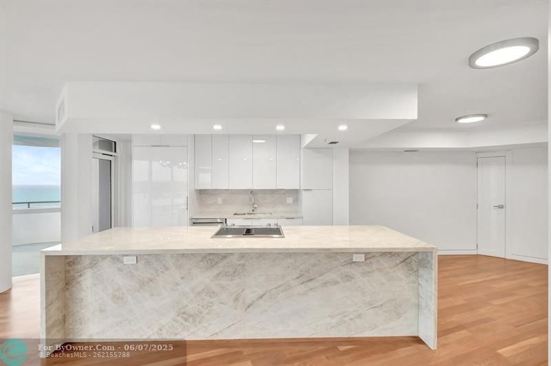 6301 Collins Ave #1007, Miami Beach, Florida image 4