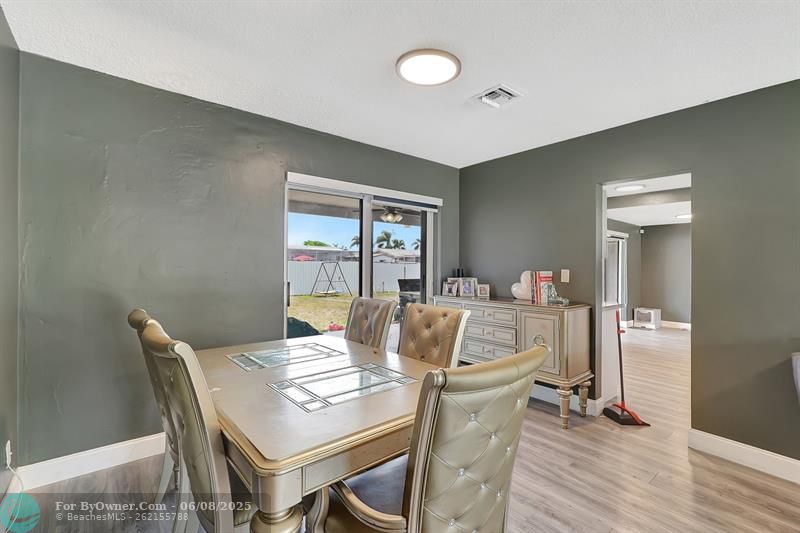 4709 Washington St, Hollywood, Florida image 13