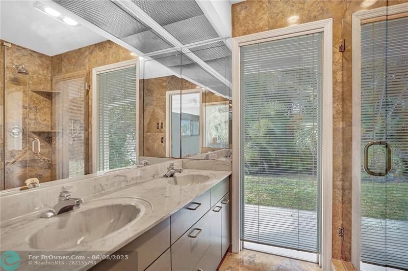 4061 NE 26 Avenue, Fort Lauderdale, Florida image 11