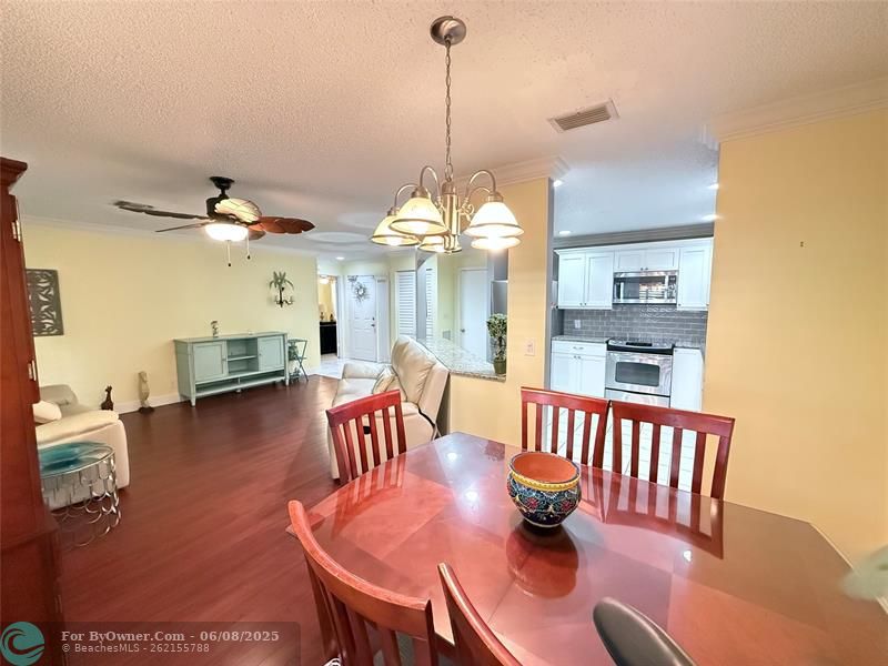 10 E Lexington Ln E #B, Palm Beach Gardens, Florida image 17