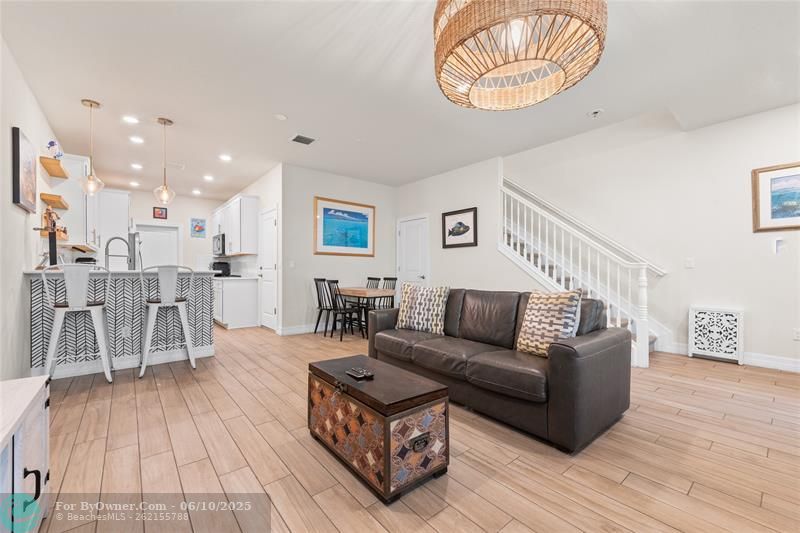 1030 Eucalyptus Dr #2, Hollywood, Florida image 2
