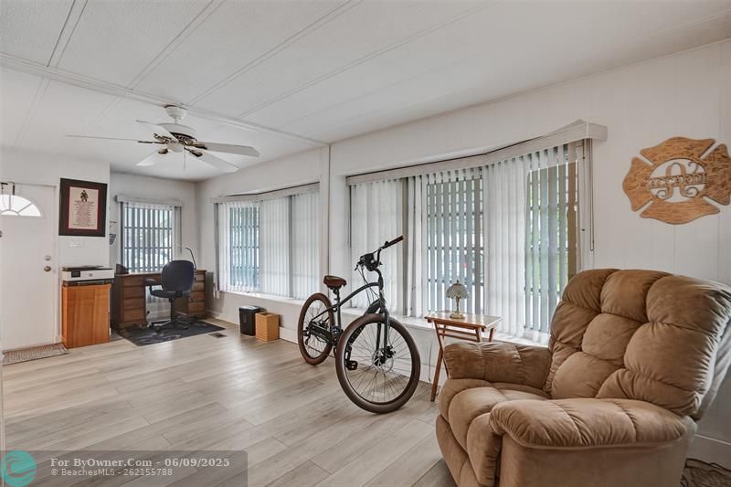 1911 SW 83rd Ave, Davie, Florida image 12