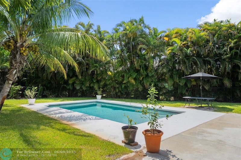 6361 SE Phillips Bend Avenue, Stuart, Florida image 4