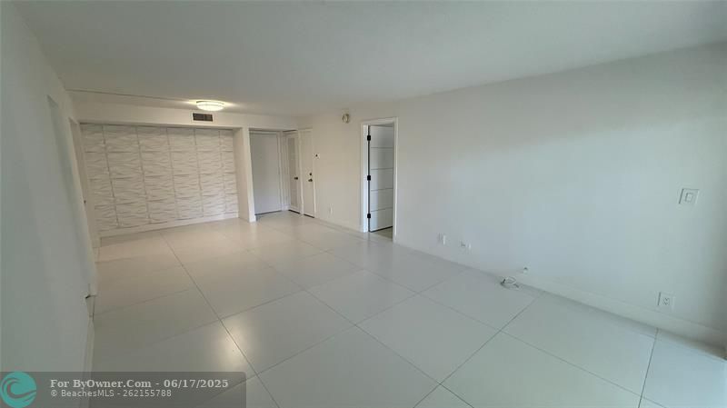 1428 SE 4th Ave #108, Deerfield Beach, Florida image 11