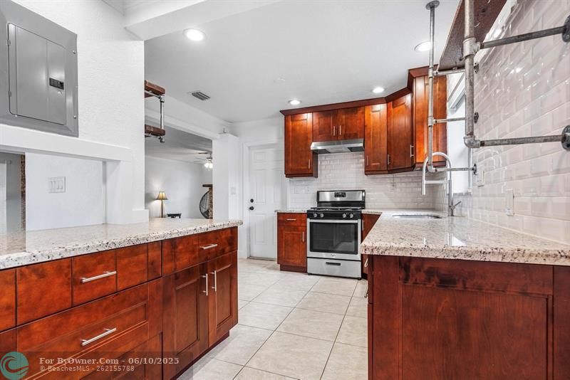 3250 SW 12th Ave, Fort Lauderdale, Florida image 17