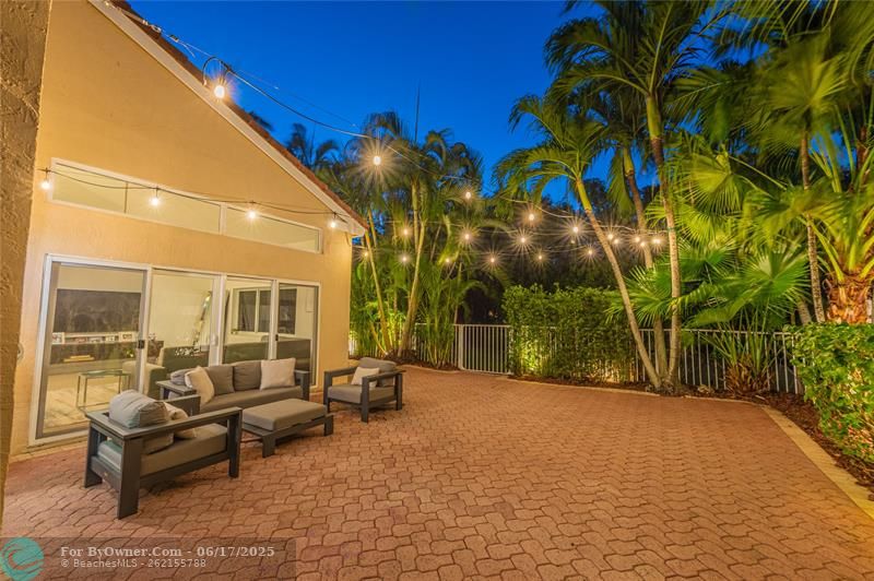 1135 W Lake St, Hollywood, Florida image 49