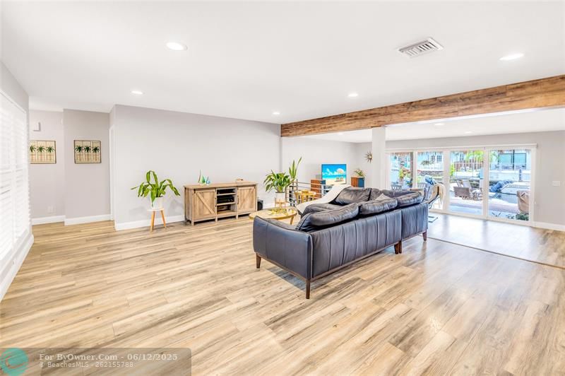 1112 Tangelo Isle, Fort Lauderdale, Florida image 17