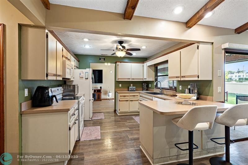 886 SE Odonnell Lane, Port Saint Lucie, Florida image 21