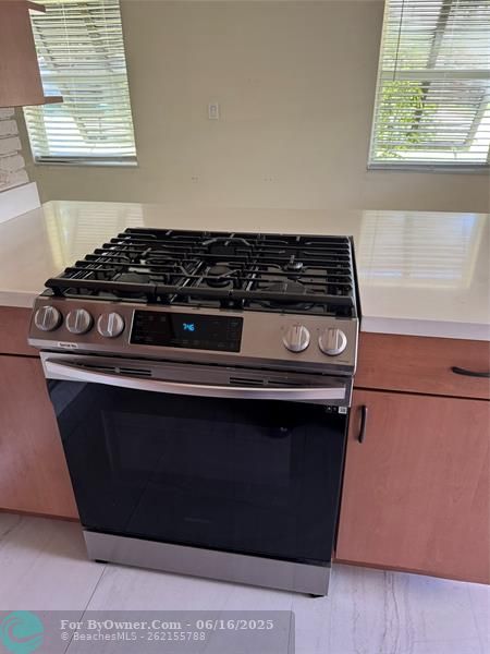 925 N 32nd Ave, Hollywood, Florida image 12