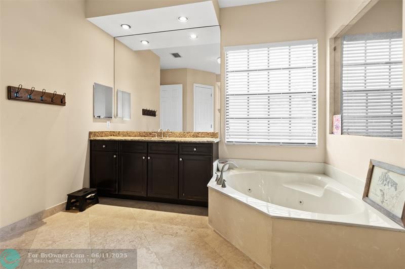 3641 NW 87th Ave, Hollywood, Florida image 29