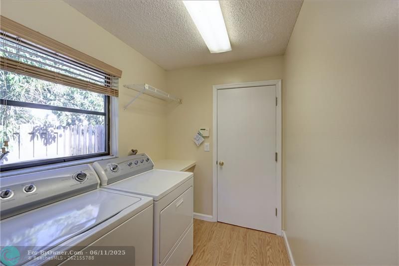 8221 NW 49th St, Lauderhill, Florida image 34