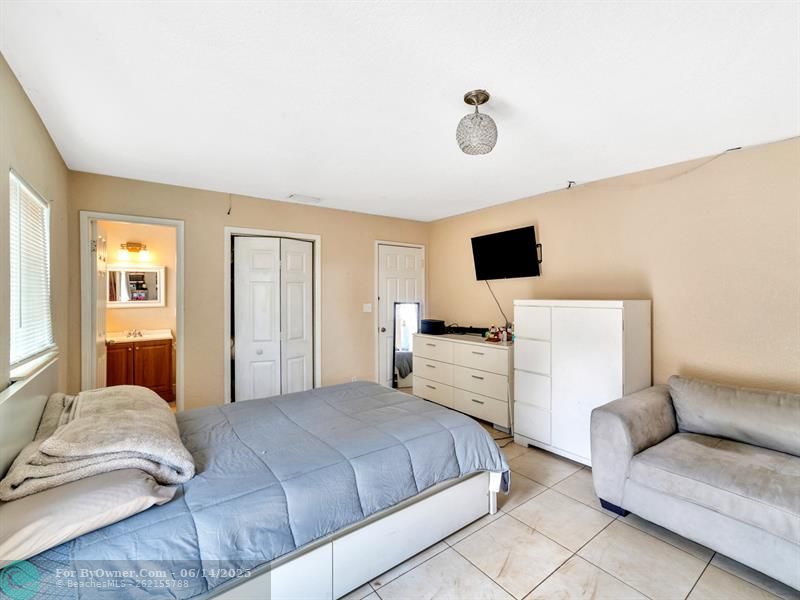 6810 Farragut St, Hollywood, Florida image 20